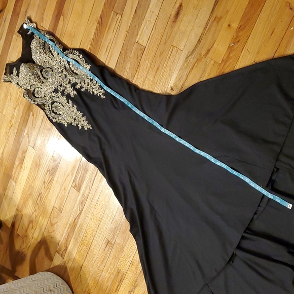 Donated Gorgeous black and gold prom dress - Picture 6 of 17